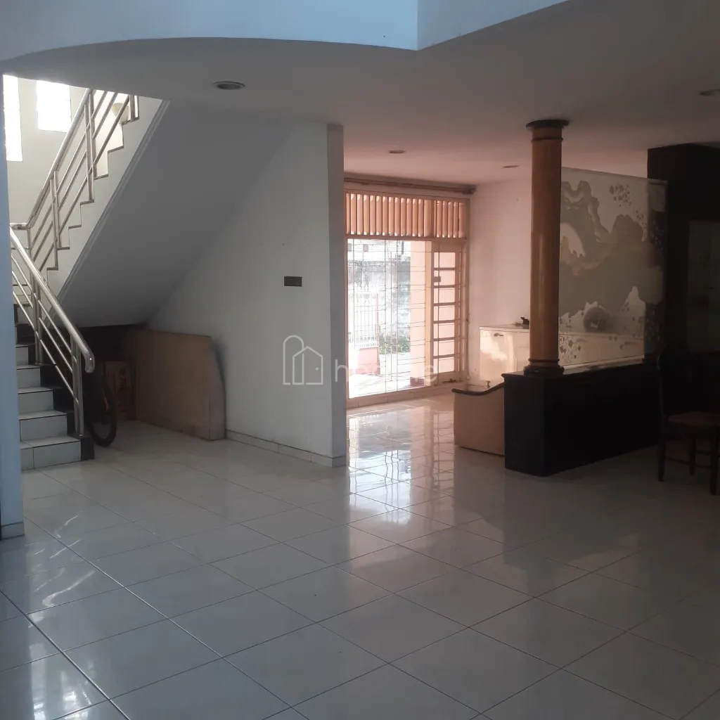 Dijual Rumah Di jual Rumah 2 lantai di tangerang kota. SHM — foto 3 dari 4
