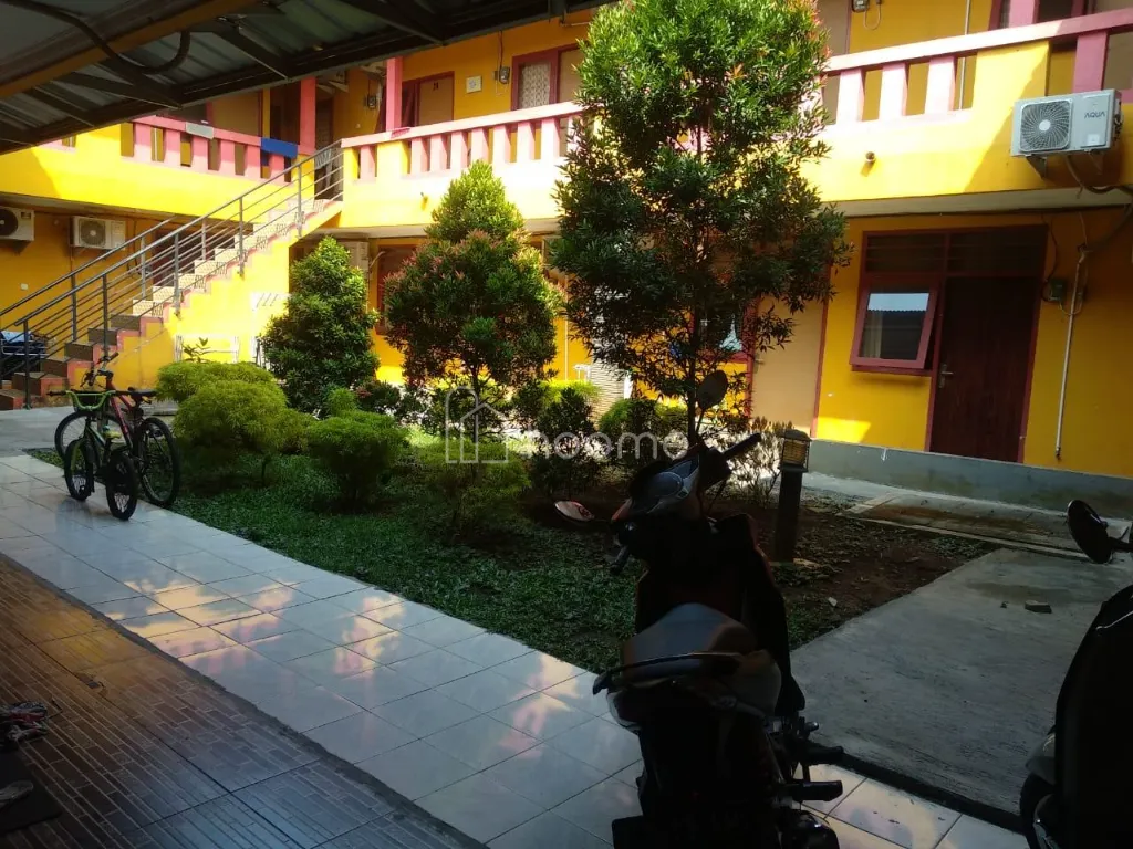 Dijual Kost Nyaman dgn 37 kamar dekat dengan kampus — foto 3 dari 4
