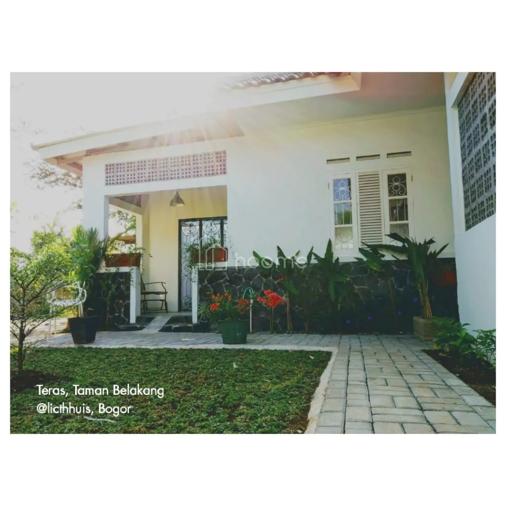 Dijual Rumah Rumah Classic Batavia di Sukahati Cibinong  — foto 4 dari 4