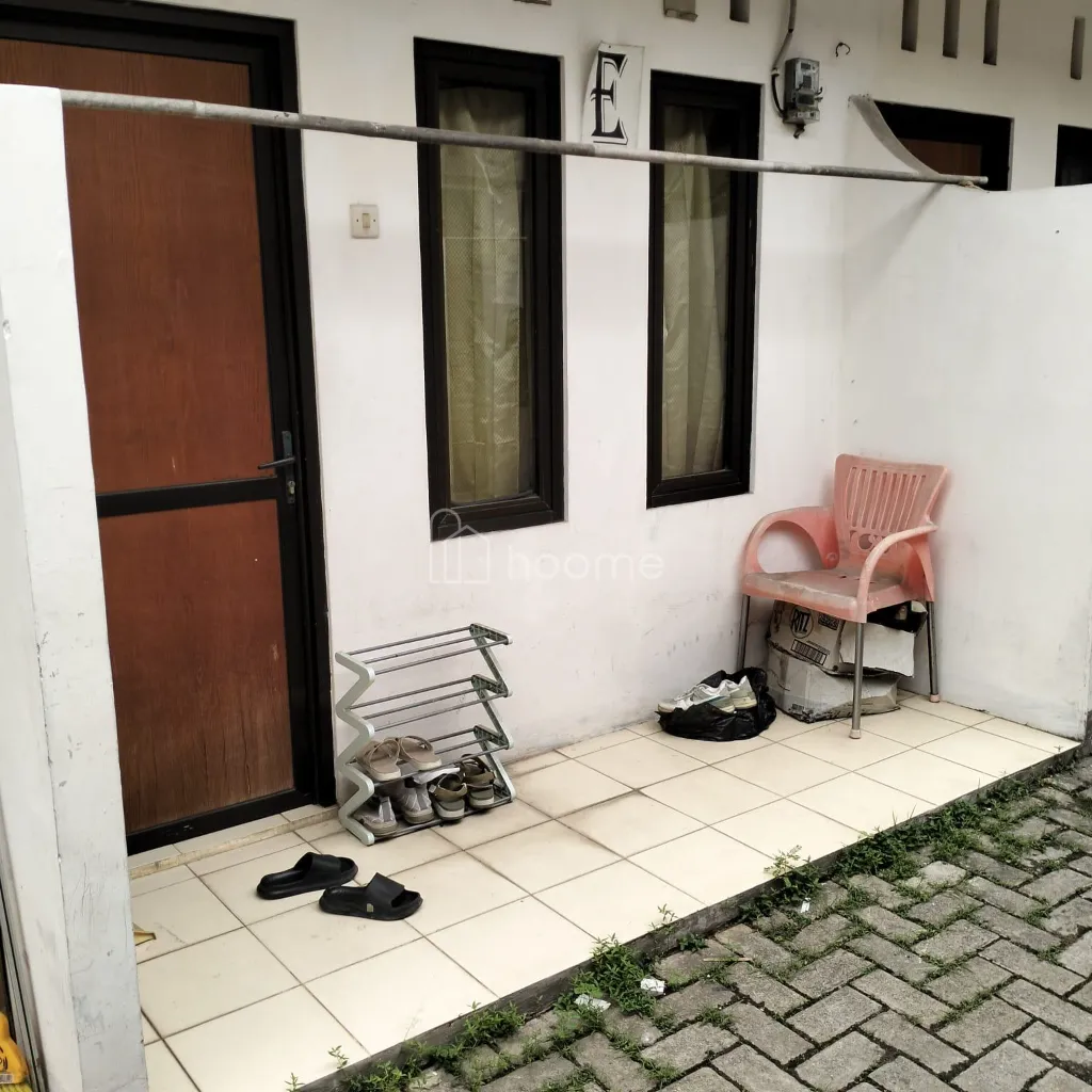 Dijual Kost di Kebon Jeruk, Jakarta Barat Dekat  KAMPUS BINUS — foto 1 dari 4