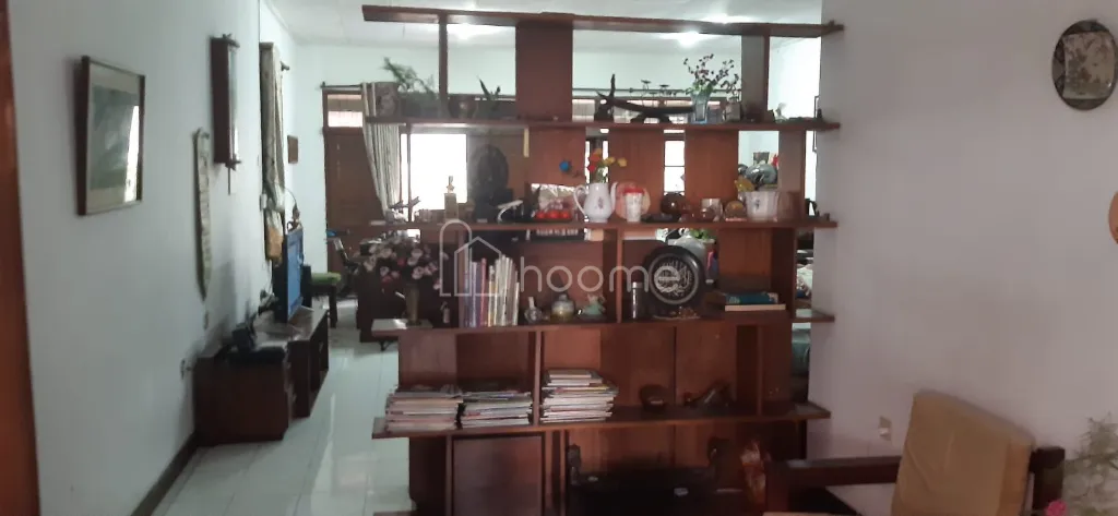 Dijual Rumah Dijual Cepat Rumah nyaman & asri lokasi strategis — foto 1 dari 4