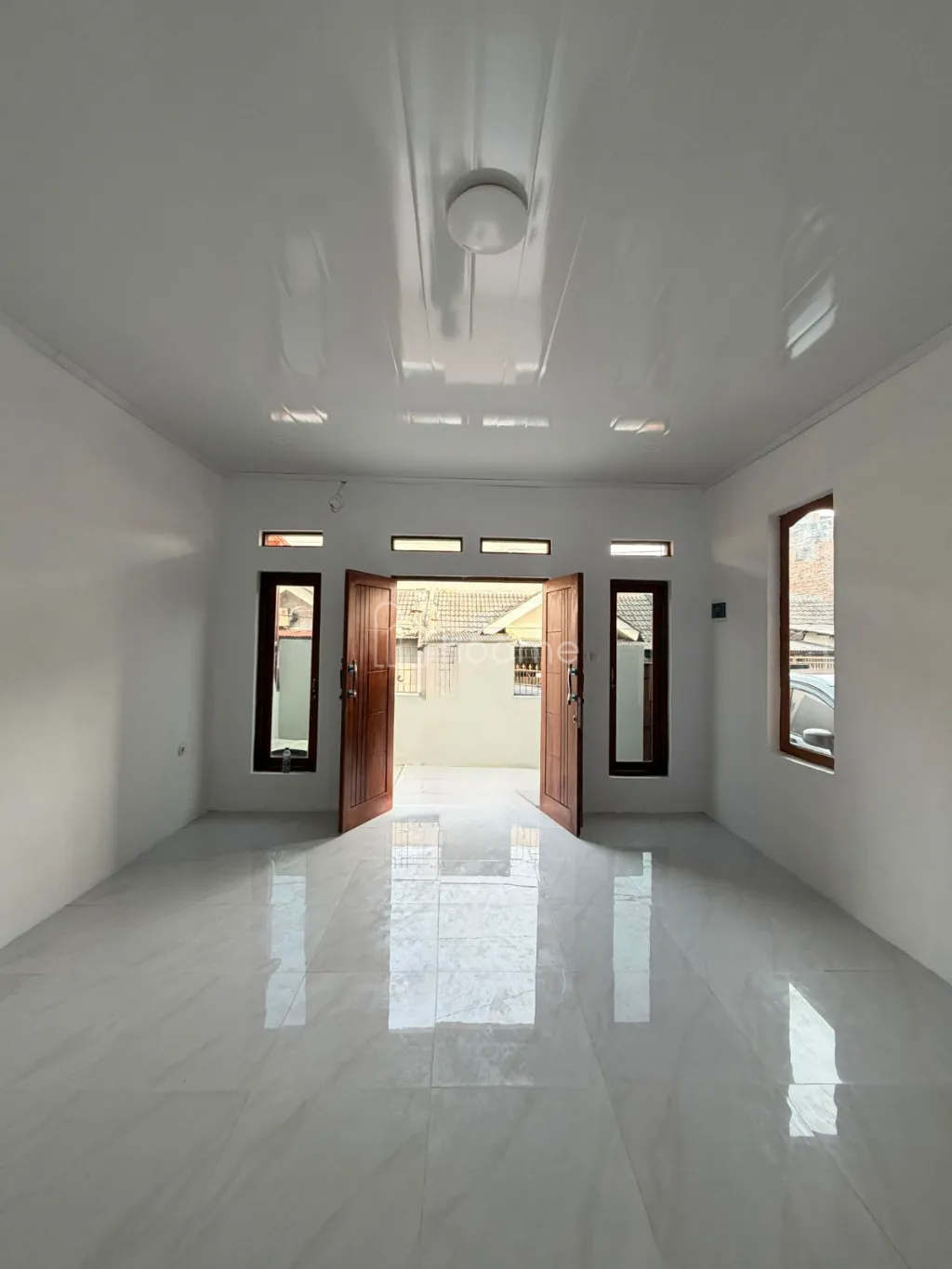 Dijual Rumah Rumah 2 Lantai Di Cipondoh Dekat tol & Stasiun — foto 3 dari 4