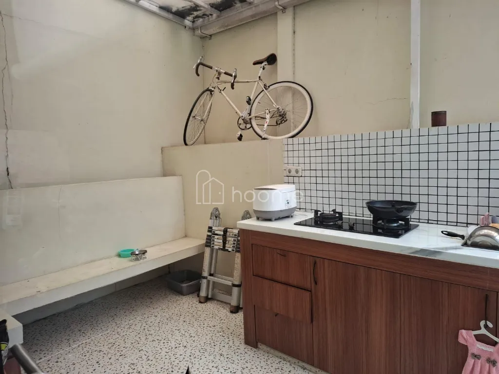 Dijual Rumah Modern Fasilitas Lengkap Dekat BSD — foto 1 dari 4
