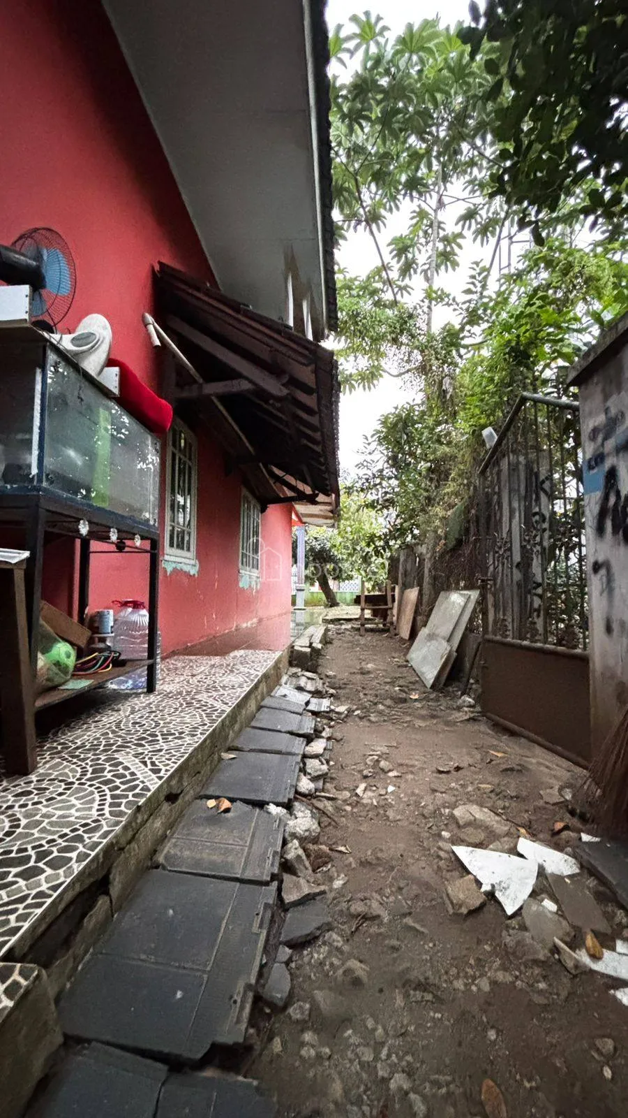 Dijual Tanah Rumah + Tanah SHM | Siap Huni | Harga Terbaik — foto 1 dari 4