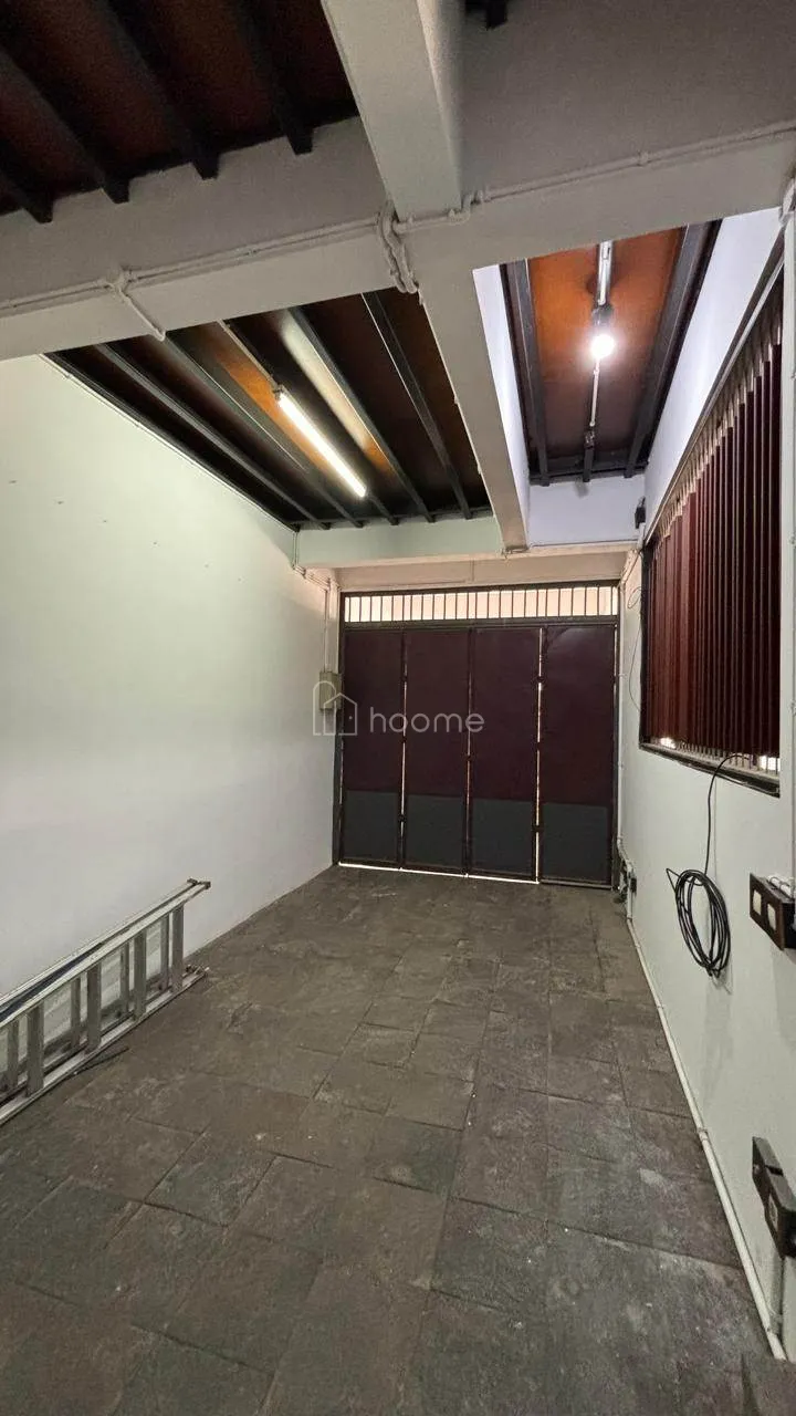 Disewa Rumah DISEWA RUMAH 2 LANTAI SIAP HUNI JATINANGOR — foto 4 dari 4