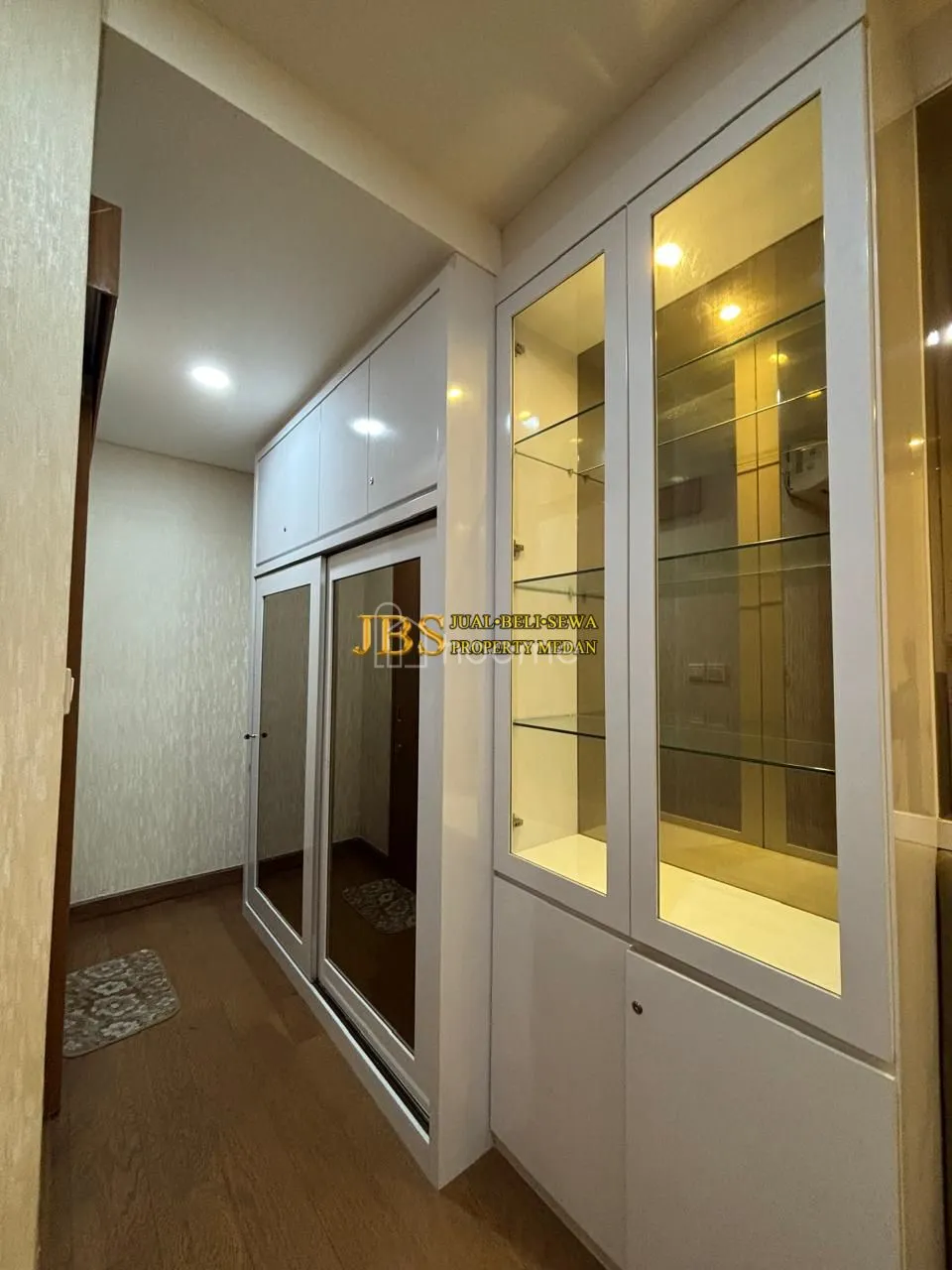 Dijual Apartemen Fully Furnish di The Reiz Condo - Medan — foto 1 dari 4