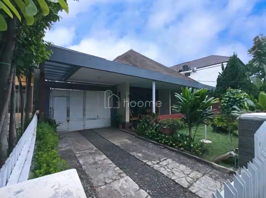 Dijual Rumah Klasik, lokasi strategis dekat pusat kota bandung — foto 4 dari 4
