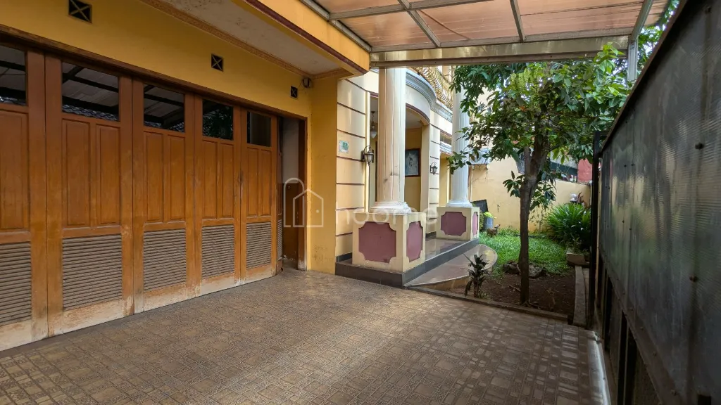 Dijual Rumah Mewah Murah 3 Lantai — foto 3 dari 4
