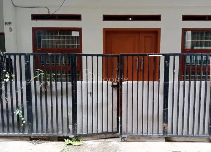 Dijual Rumah 3 Lantai Dekat Tol Pasteur Bandung 4KT 950JT Nego — foto 4 dari 4