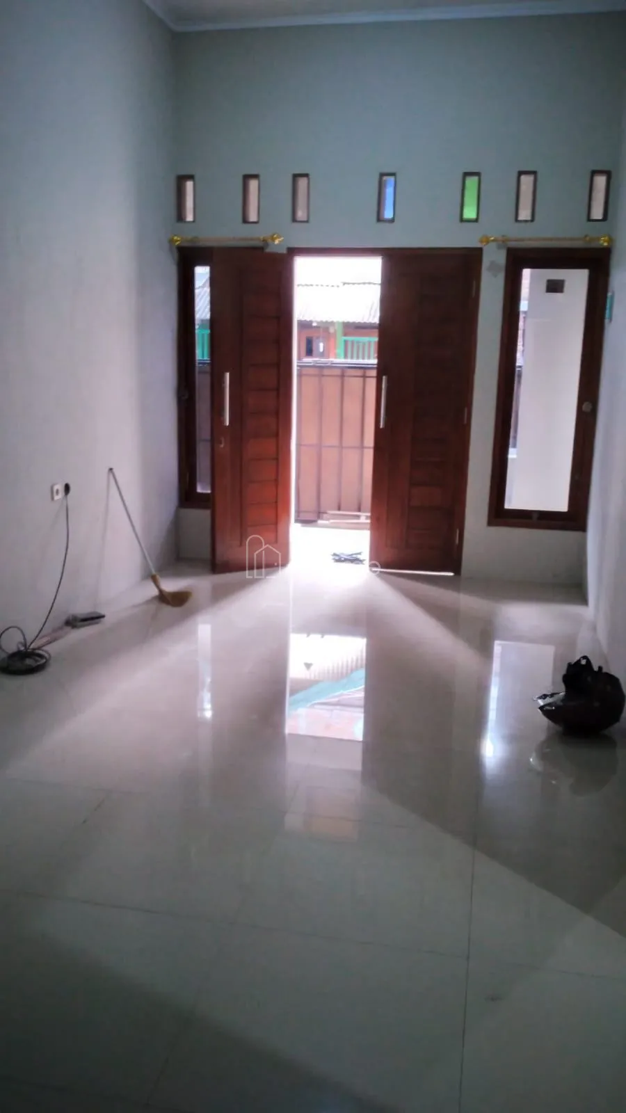 Dijual Rumah Dalam Kota Surakarta (Solo) Dekat Tol — foto 4 dari 4