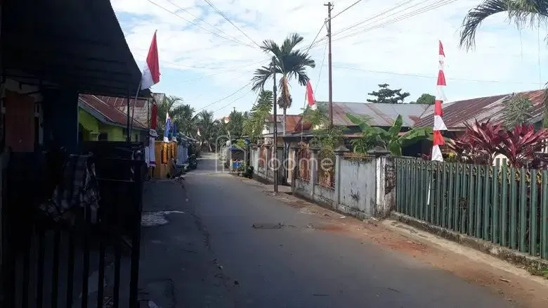 Disewa Rumah Disewakan Rumah Usaha — foto 1 dari 4
