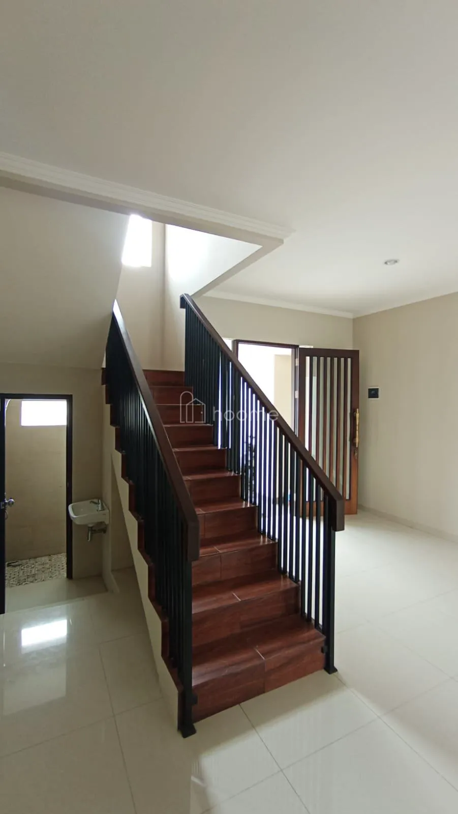 Dijual Rumah Modern strategis dekat LRT  — foto 1 dari 4