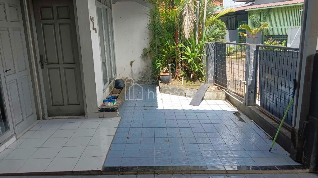 Dijual Rumah Dijual Rumah  2 Lantai Bona Sarana Indah,SHM — foto 3 dari 4