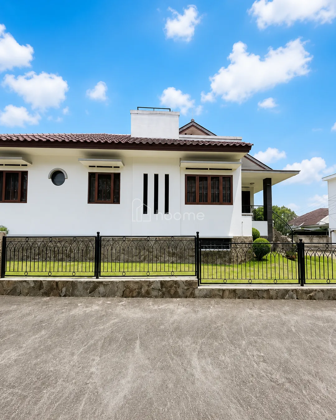 Dijual Rumah di Sukajadi — foto 1 dari 4