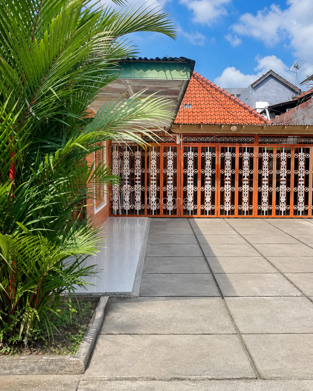 Dijual Rumah di Cempaka Putih — foto 1 dari 4