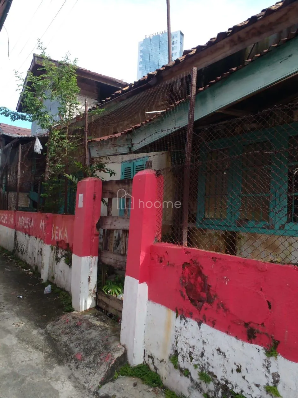 Dijual Rumah Strategis di Tanjung Karang, Bandar Lampung — foto 1 dari 3
