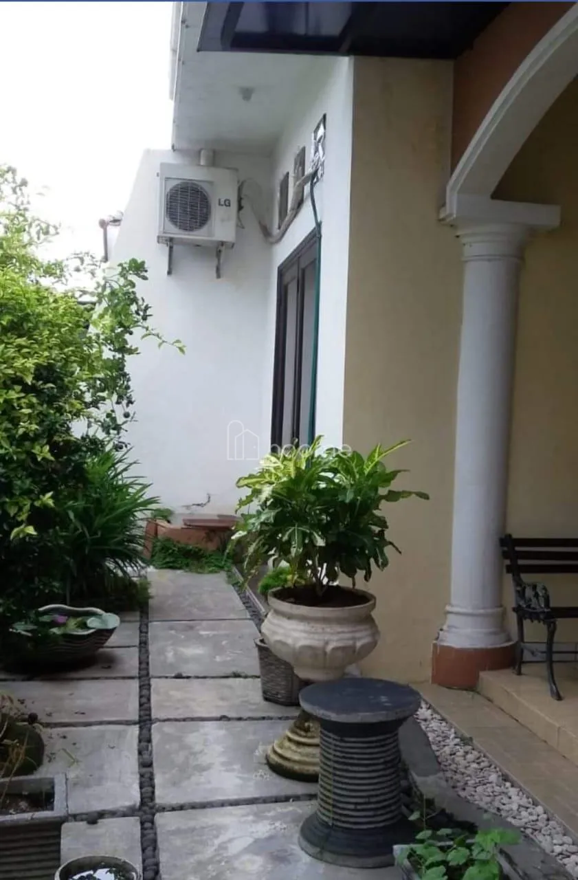 Dijual Rumah Dijual Rumah Surabaya Timur Full Renov — foto 3 dari 4