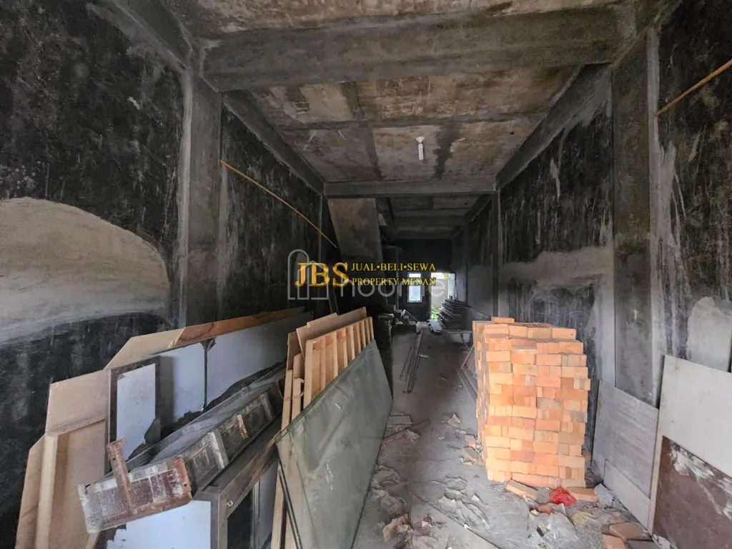 Dijual Ruko 3,5 Tingkat di Komplek Medan Resort City — foto 1 dari 4