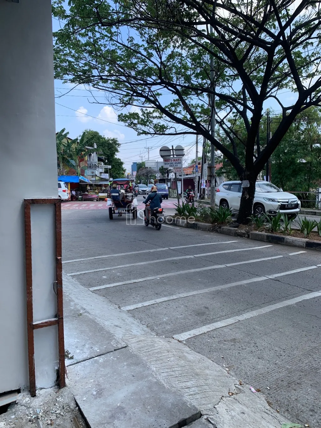 Dijual Rumah Rumah 2 lantai pinggir jalan raya akses tol — foto 3 dari 4