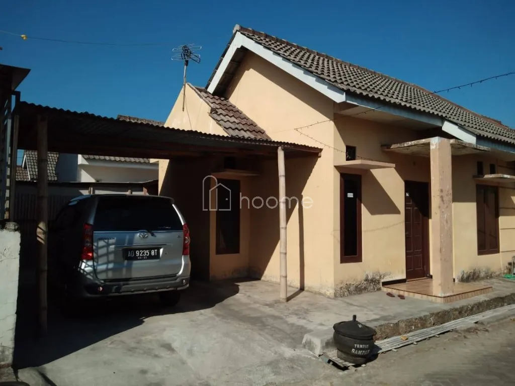 Disewa Rumah Disewakan rumah di perum seemount garden blok E6  — foto 3 dari 3