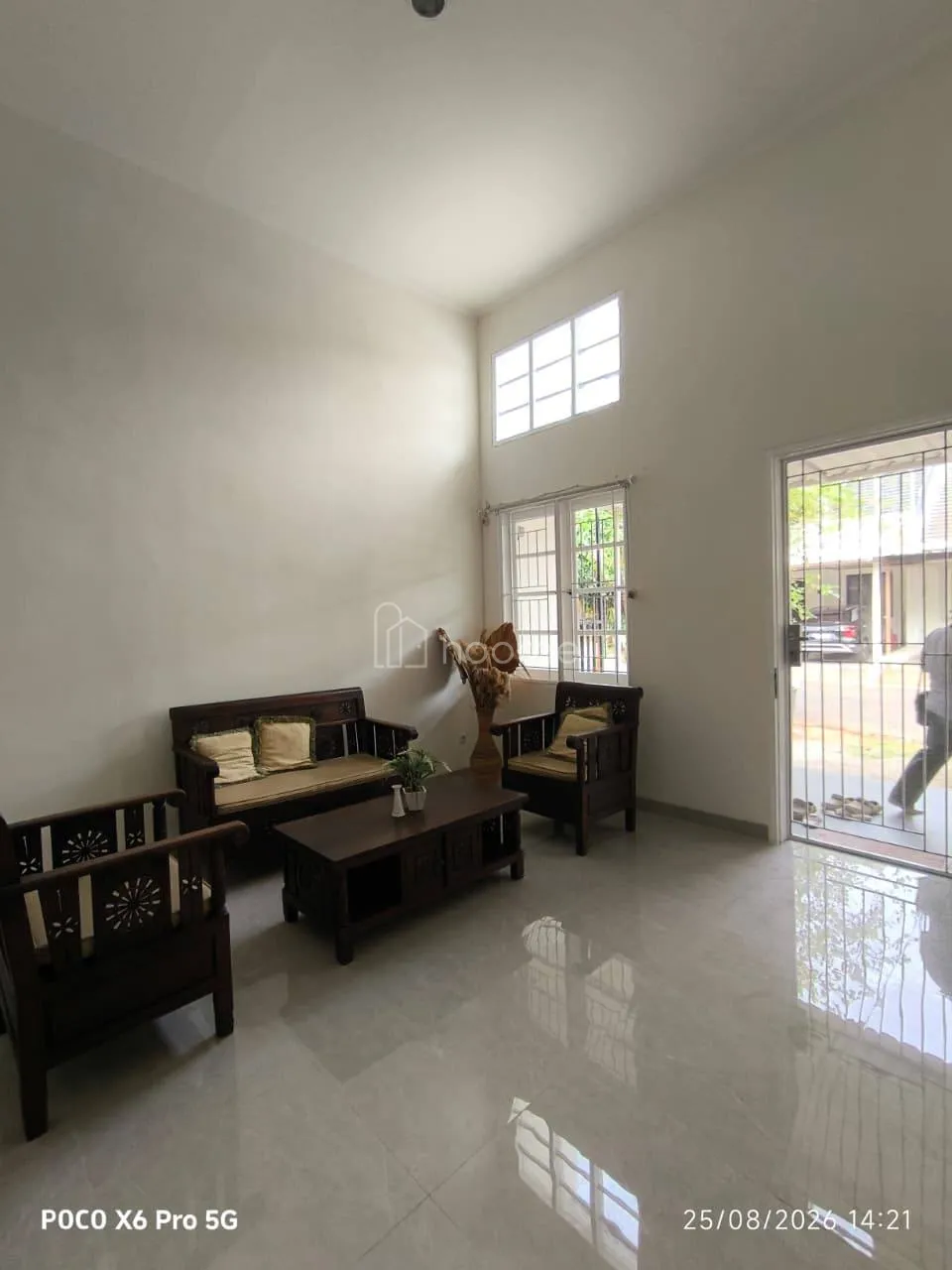 Disewa Rumah DISEWAKAN RUMAH RENOV 2026 SANTIAGO DELATINOS — foto 1 dari 4