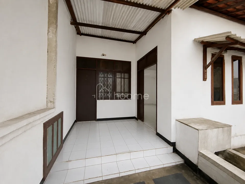 Dijual Rumah Rumah 4 KT LT 300m² Ciputat – 1,8M Nego — foto 3 dari 4