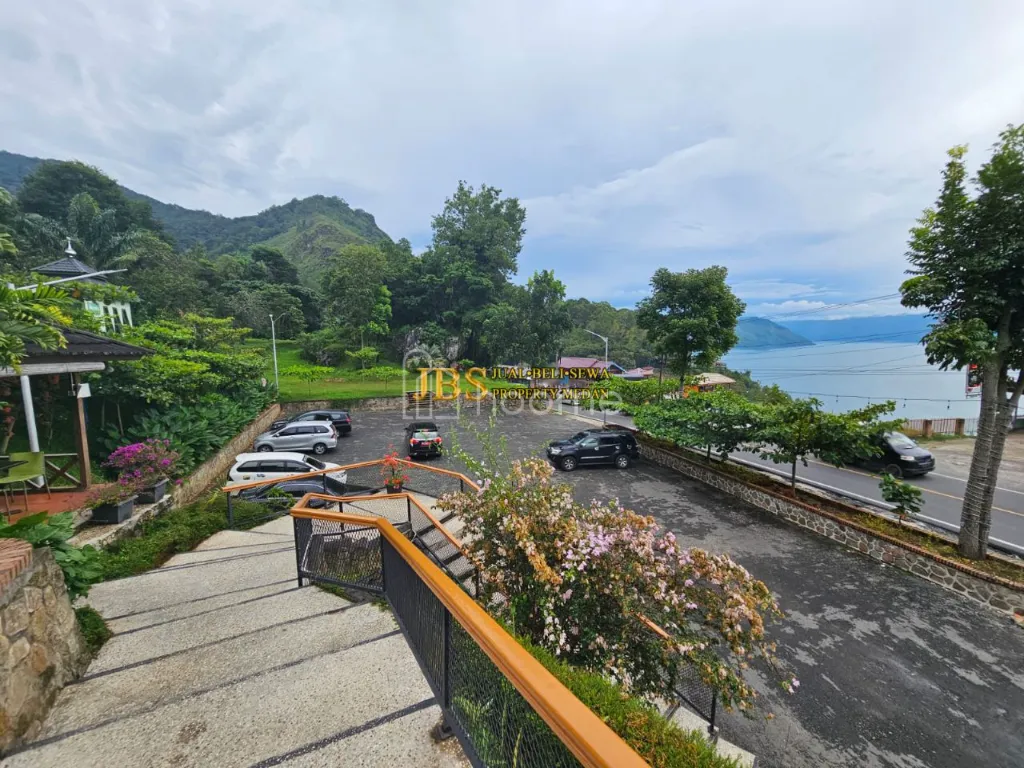 Dijual Tanah dan Restoran View Danau Toba Jalan Lintas Prapat — foto 2 dari 4