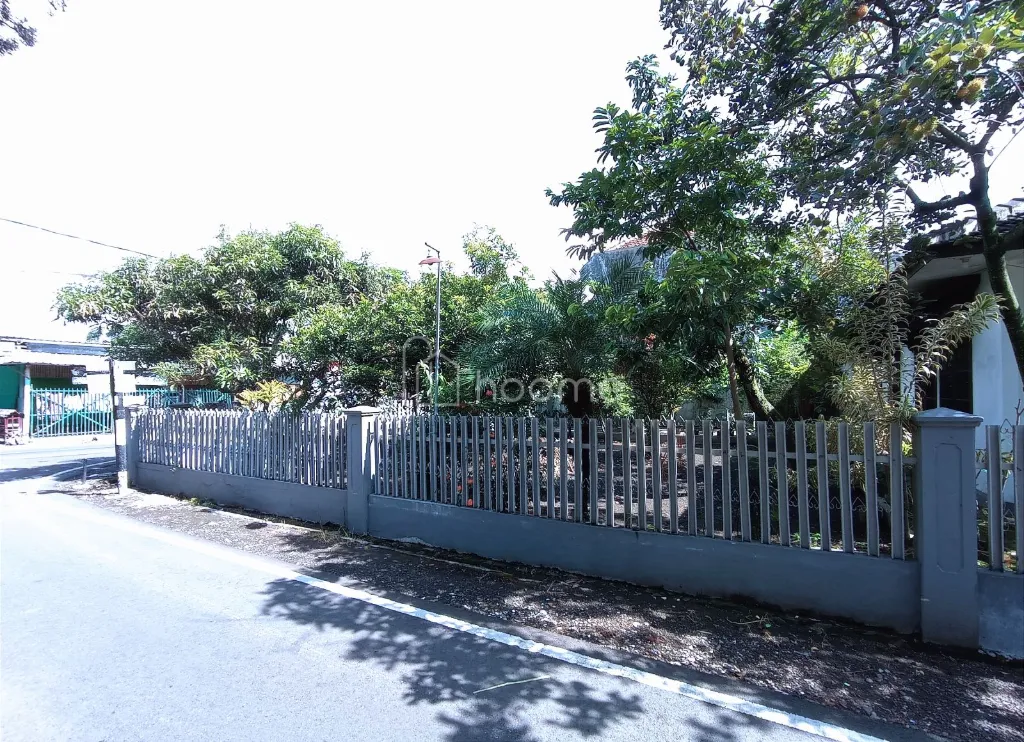 Dijual Tanah TURUN HARGA.. TANAH HOEK STRATEGIS DI KOTA MALANG — foto 1 dari 4