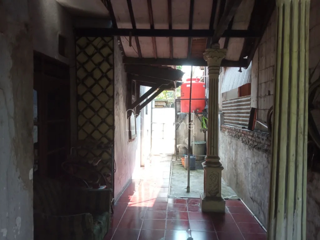 Dijual Rumah Hunian Tepi Jalan Prospek Untuk Usaha — foto 4 dari 4