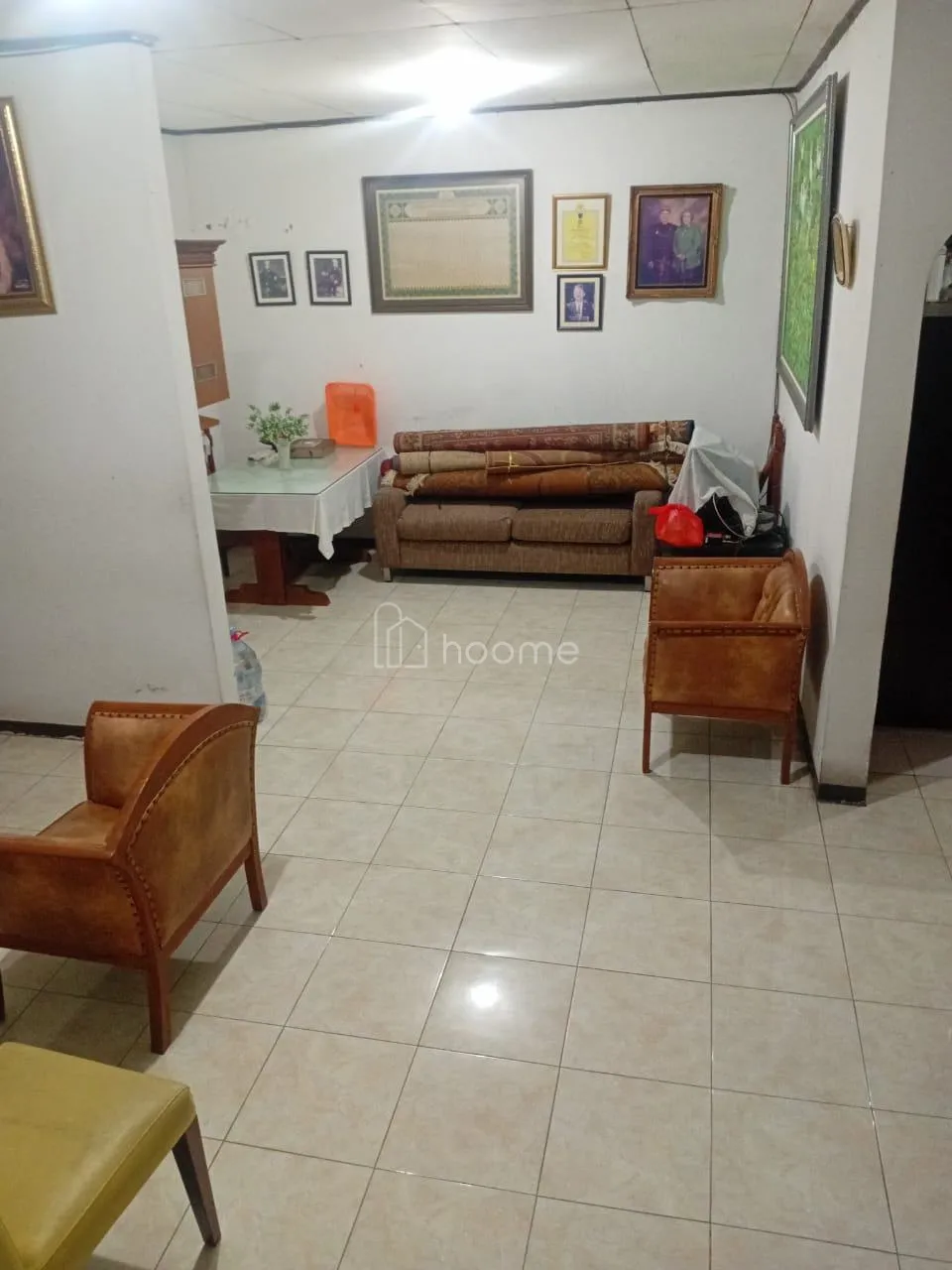 Dijual Rumah Di Jual Rumah 2 Lantai Siap Huni, Lokasi Strategis — foto 3 dari 4