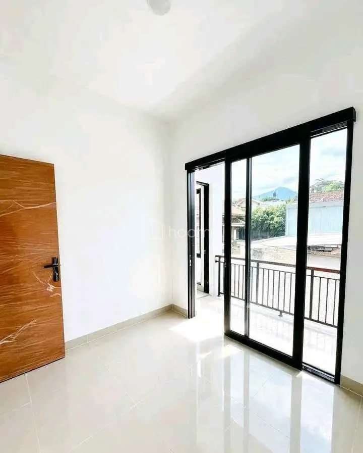Dijual Rumah 2 Lantai Baru di Ujungberung  Kota Bandung  — foto 1 dari 4