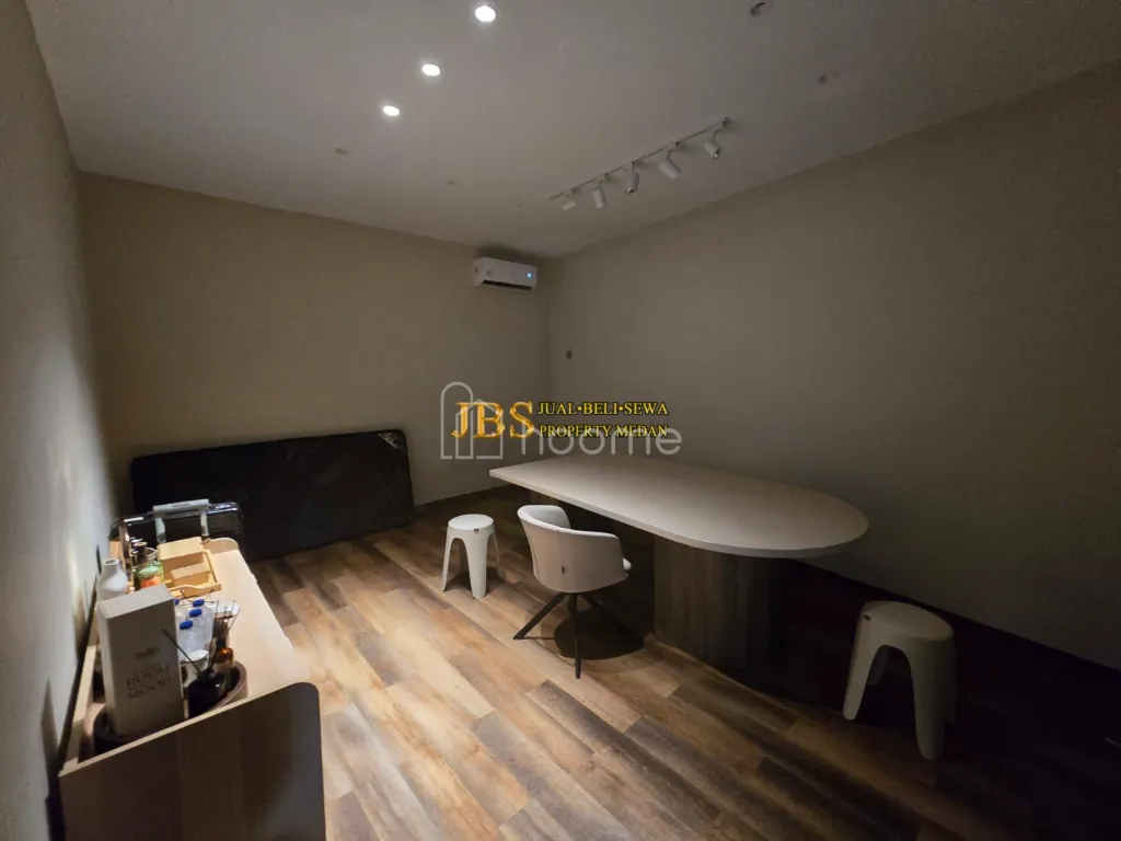 Dijual Ruko Hook di Jalan M.H Thamrin Simpang Jl Ansari — foto 1 dari 4