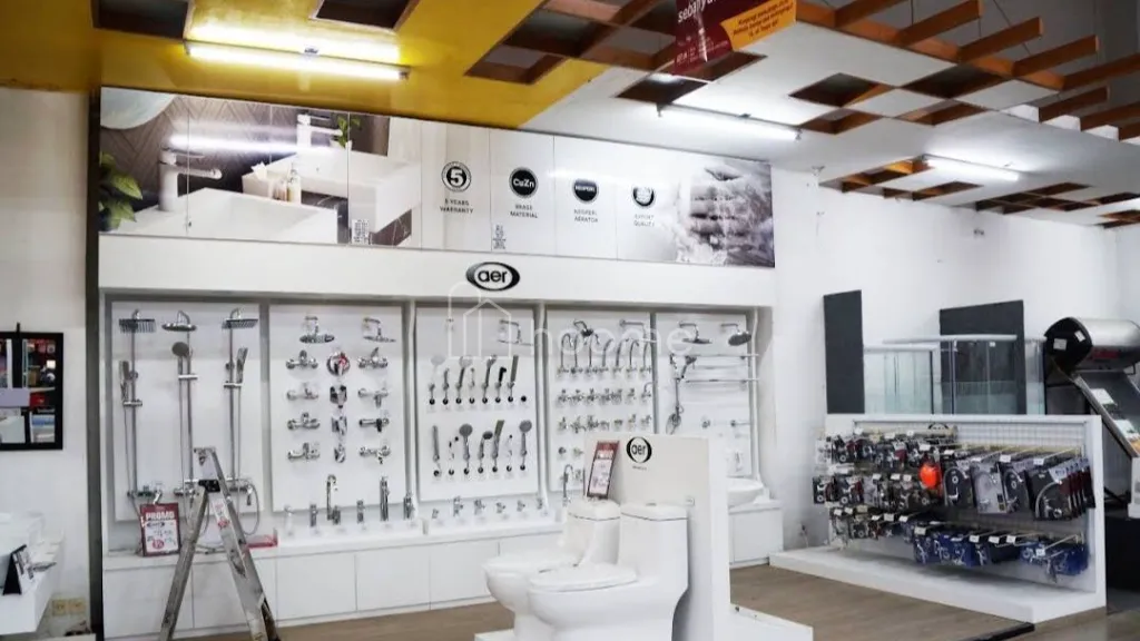 Dijual Gudang Showroom Jl Kartini Pusat Kota Gresik Strategis — foto 1 dari 4
