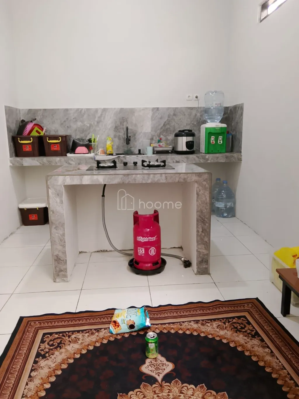 Disewa Rumah Disewa rumah baru 2 lantai  — foto 1 dari 4
