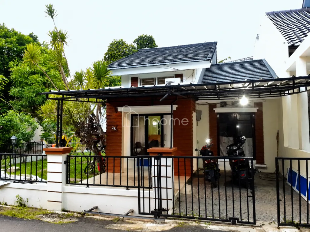 Dijual Rumah HOOK DEKAT TOL, AKSES MUDAH STRATEGIS HALAMAN LUAS — foto 3 dari 4