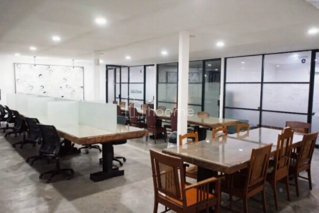 Dijual Gudang Bangunan Usaha Raya Lidah Wetan Samping WBM — foto 4 dari 4