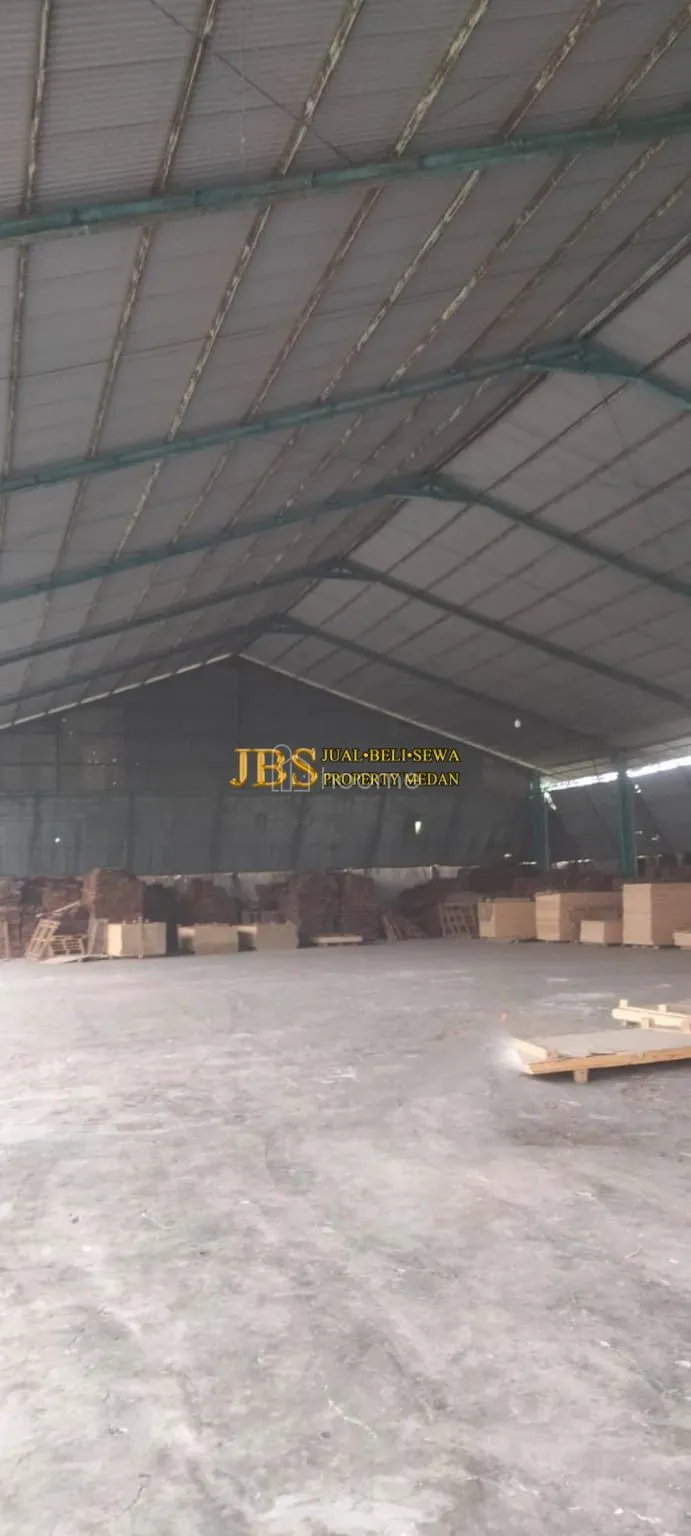 Dijual Gudang Bintang Terang Jalan Medan Binjai KM 13,8 — foto 1 dari 3