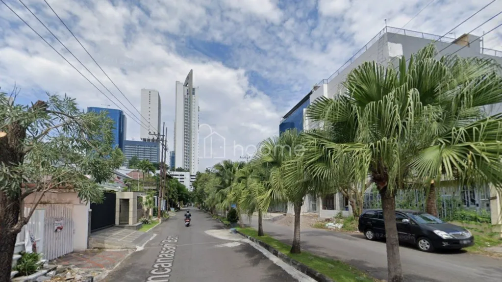 Dijual Rumah  Kris Kencana Sebelah Ciputra World Surabaya Barat — foto 1 dari 4