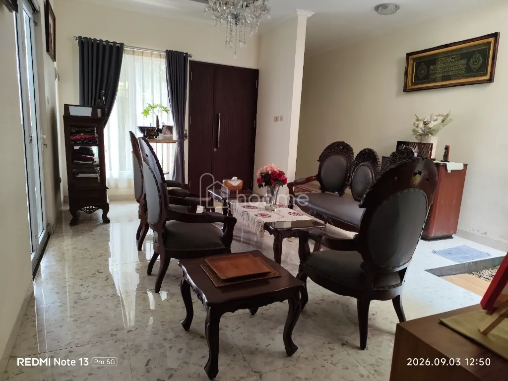 Dijual Rumah Tingkat, Bagus, Nego — foto 3 dari 3