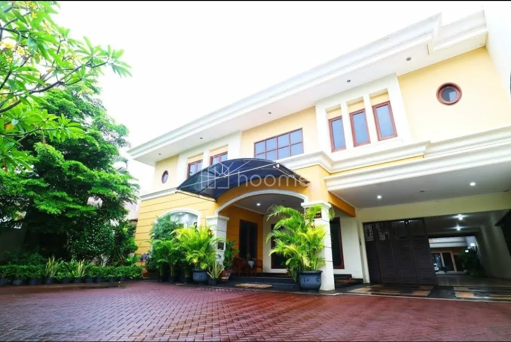 Dijual Rumah Kost Guest House Raya Kertajaya Indah Strategis