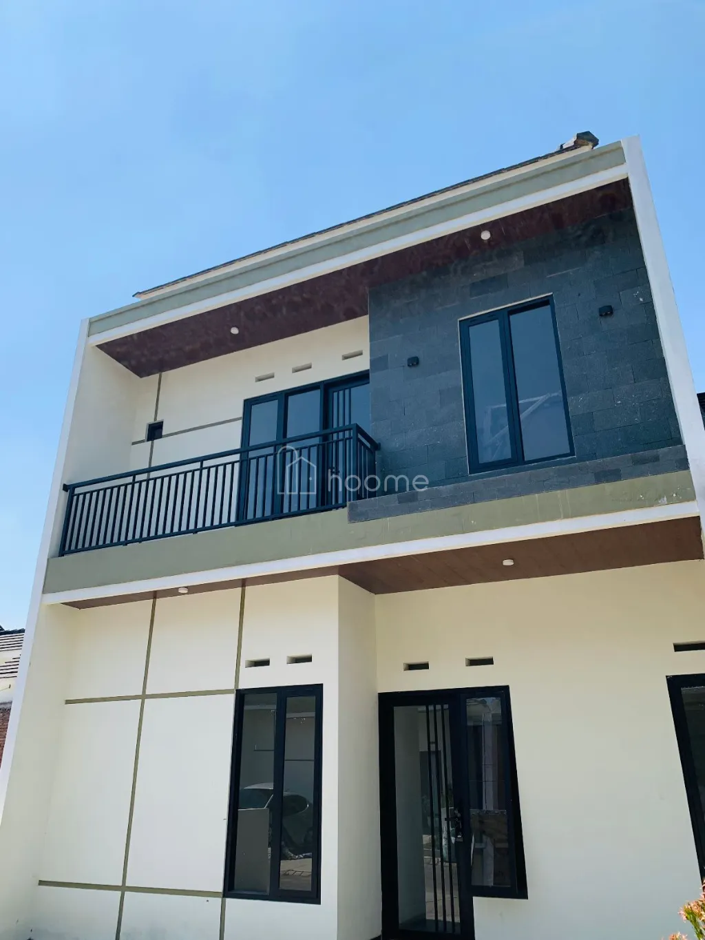 Dijual Rumah 2 Lantai Ready Stock, Lokasi Strategis SHM — foto 3 dari 10