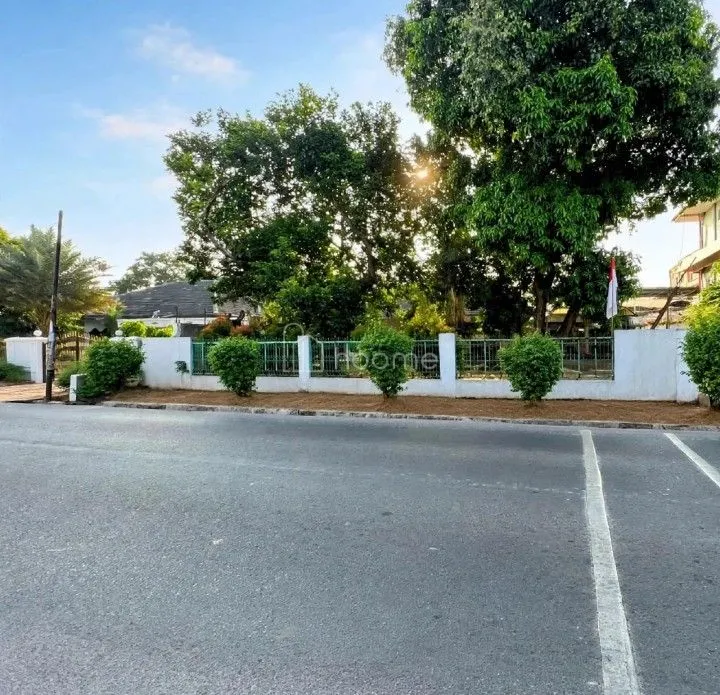 Dijual Rumah Dijual Rumah/Tanah Strategis tepat sisi jalan — foto 2 dari 4