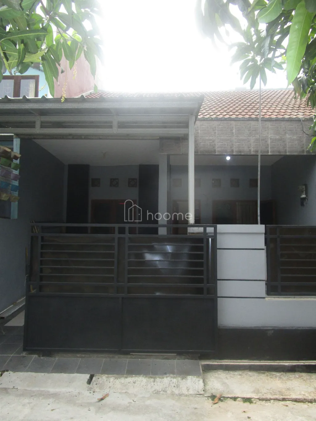Disewa Rumah Rumah 2KT 1KM + Carport & Kitchen Set — foto 2 dari 10