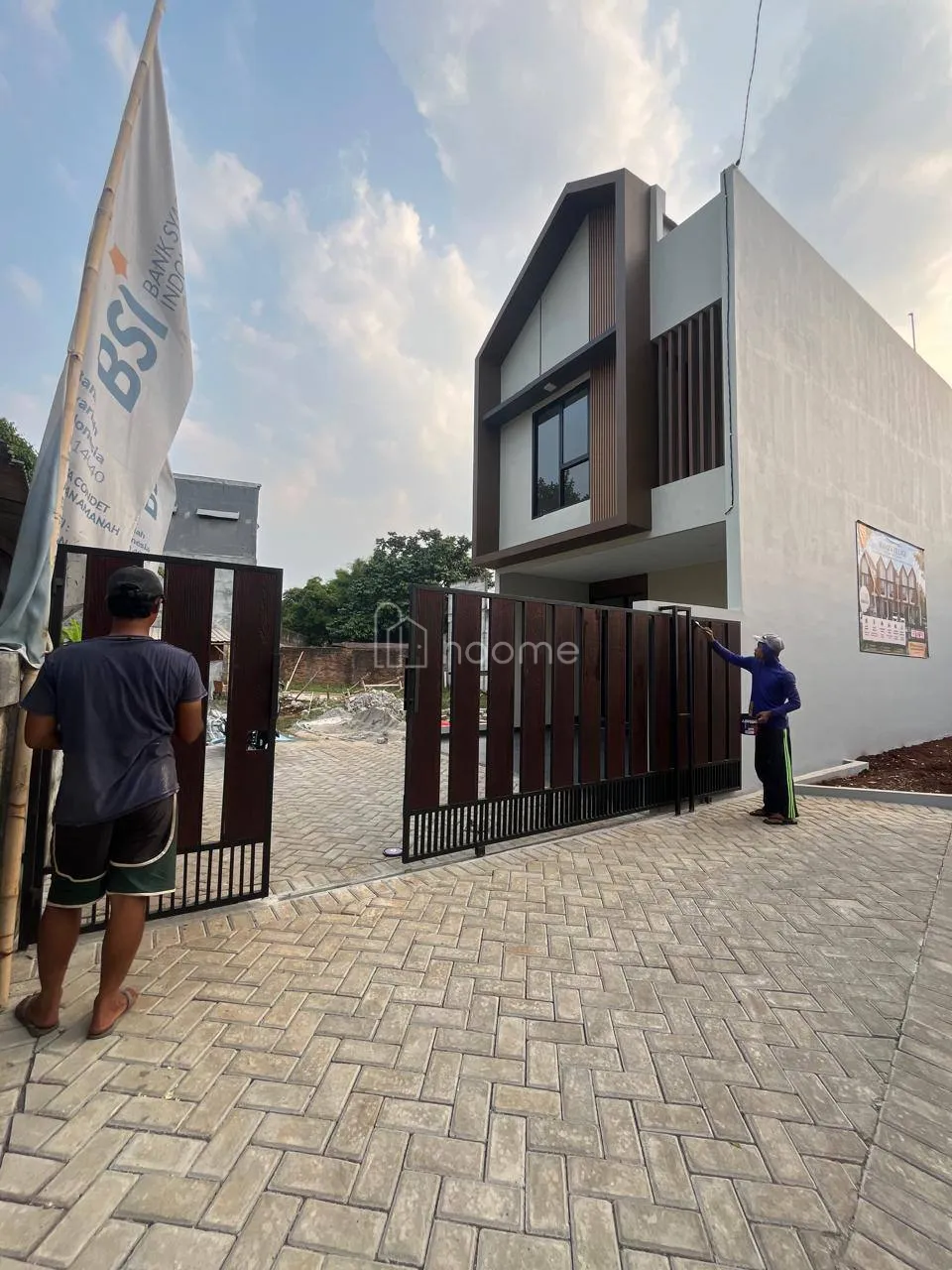 Dijual Rumah hanya 5 unit 20 meter ke jalan raya kranggan — foto 2 dari 4
