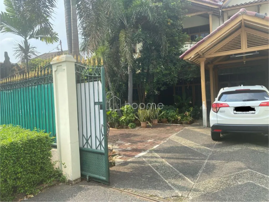 Dijual Rumah Mewah Dan Luas Di Pinggir Jalan Kedoya,Kebon Jeruk — foto 3 dari 9