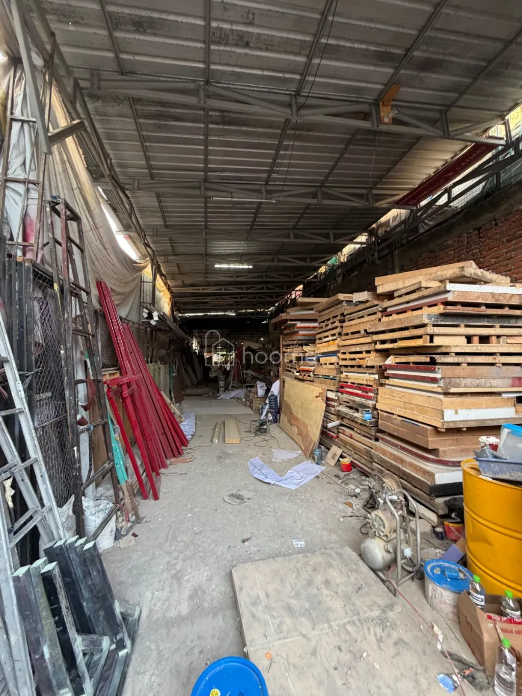 Dijual Gudang Eks Workshop Raya Mulung Bambe Driyorejo Gresik — foto 2 dari 6