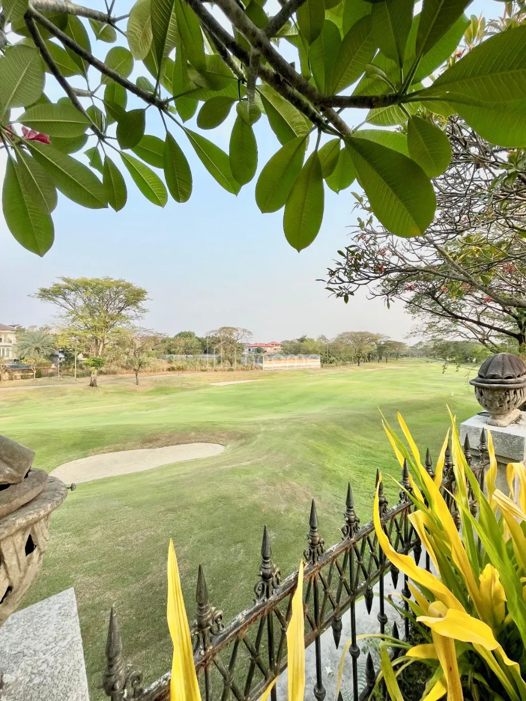 Dijual Rumah Super Mewah Golf View Cluster Nusa Golf Citraland — foto 3 dari 6