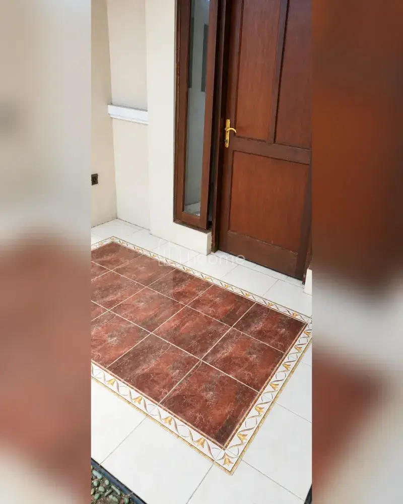 Dijual Rumah di Taman