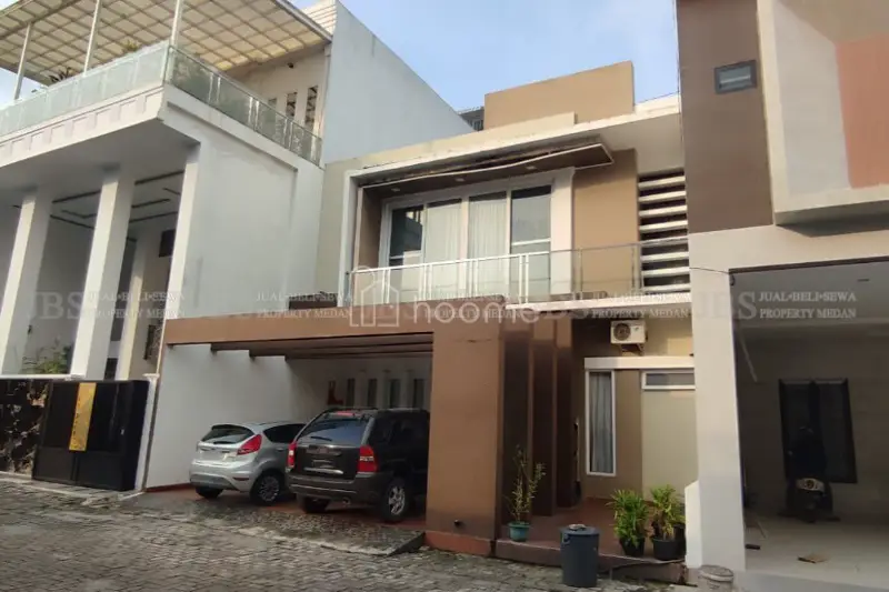 Dijual Rumah di Komplek Graha Sunggal Medan