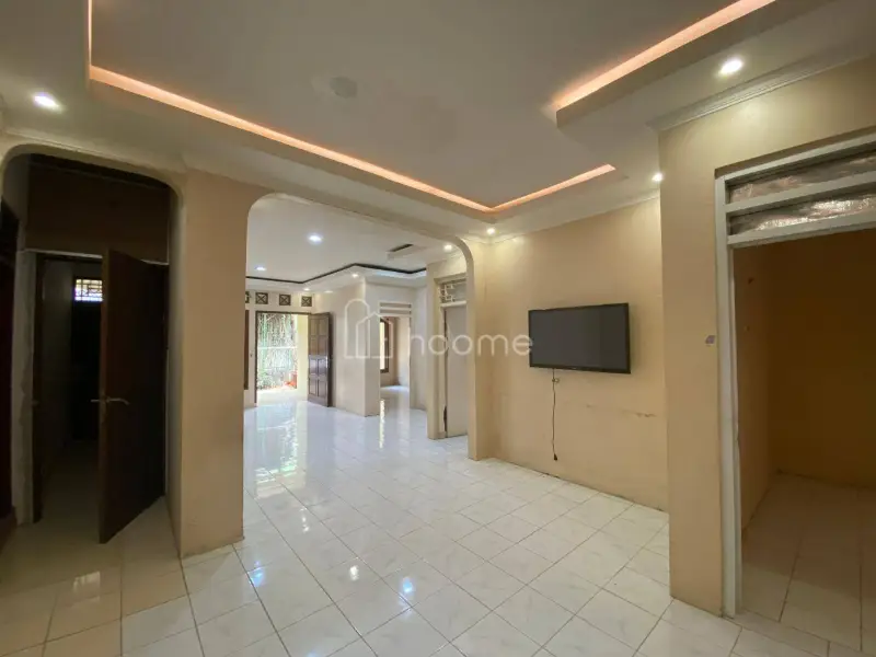 Disewa Rumah DIJUAL / DISEWAKAN RUMAH STRATEGIS PERUMAHAN BATAN